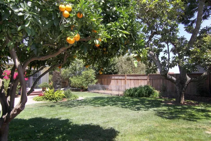 18 Secondo Way, Royal Oaks, California 95076