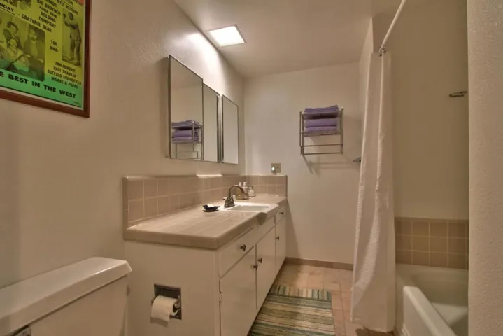 810 Lighthouse Avenue 101, Pacific Grove, California 93950