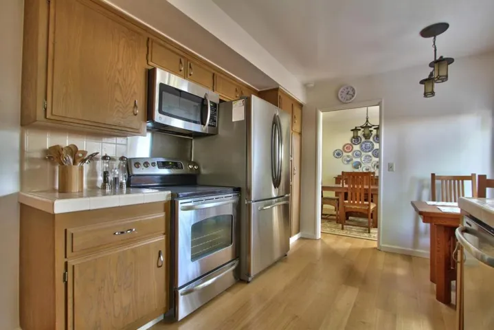 810 Lighthouse Avenue 101, Pacific Grove, California 93950