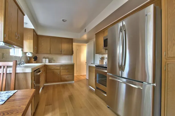 810 Lighthouse Avenue 101, Pacific Grove, California 93950
