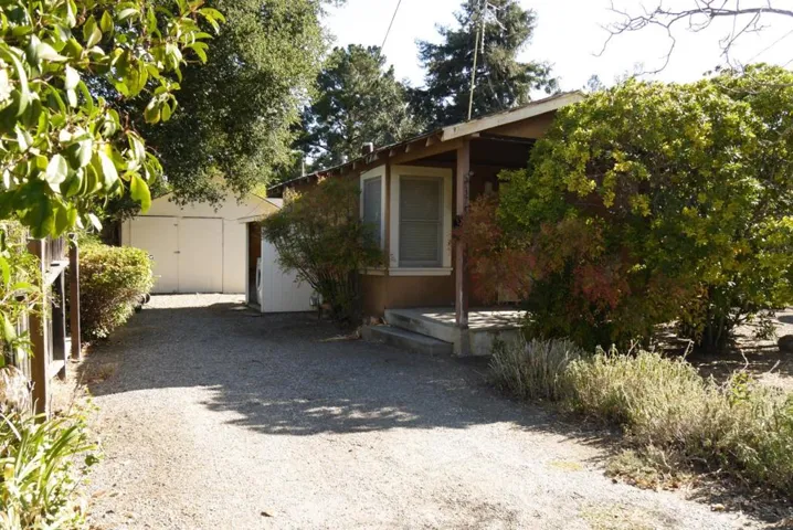 3751 El Centro Street, Palo Alto, California 94306