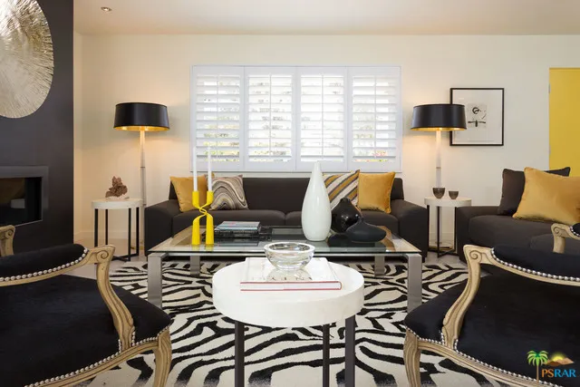 Living Area 2