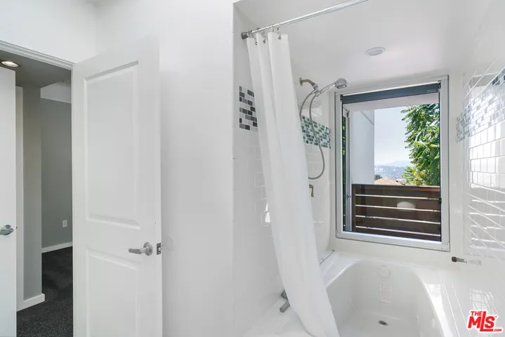 1603 Hill Drive, South Pasadena, California 91030