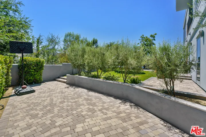 1603 Hill Drive, South Pasadena, California 91030