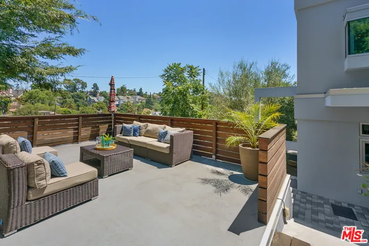 1603 Hill Drive, South Pasadena, California 91030