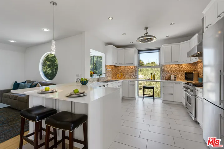 1603 Hill Drive, South Pasadena, California 91030