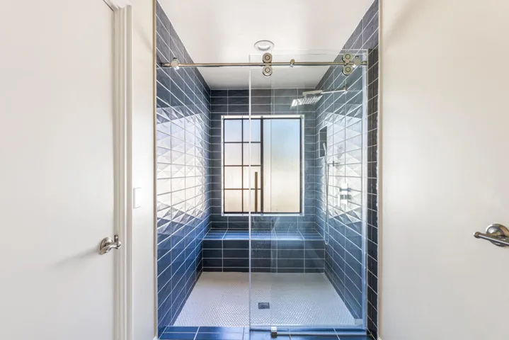068A5106