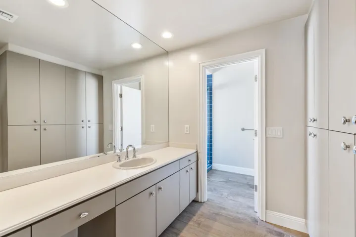 068A5101