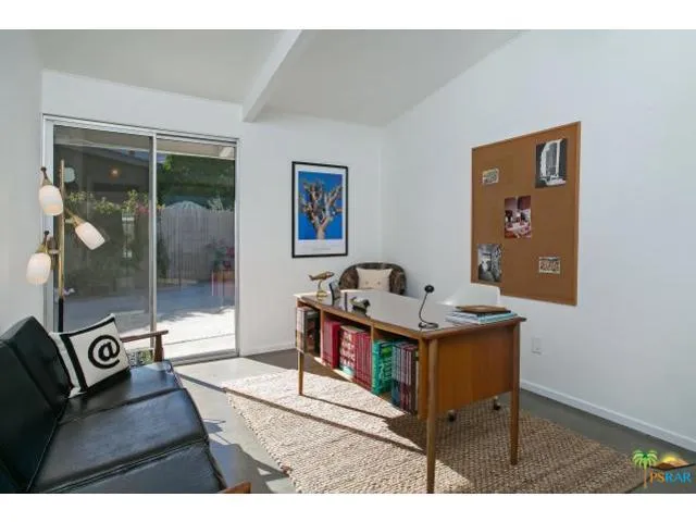 Guest bedroom / office