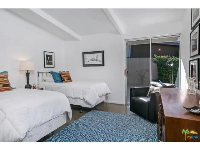 Guest bedroom