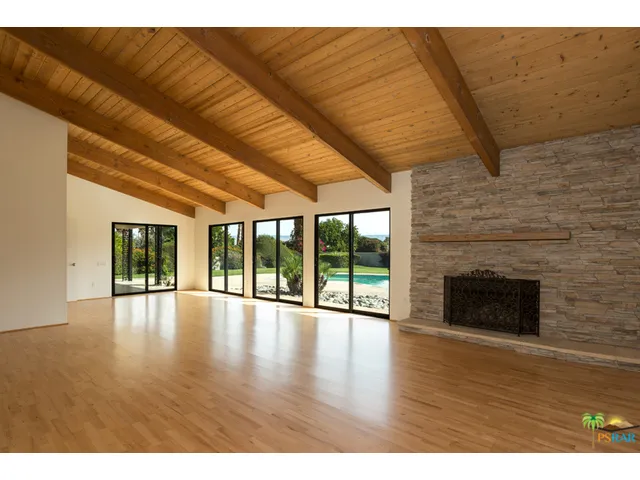 Living Room:  Vaulet ceilings with multi