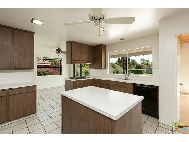 Kitchen:  Views and casual eating area