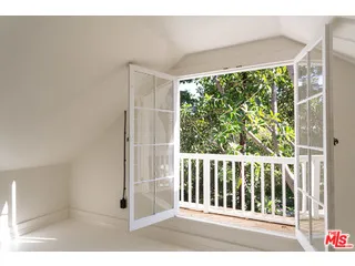 6115 Graciosa Drive, Los Angeles, California 90068
