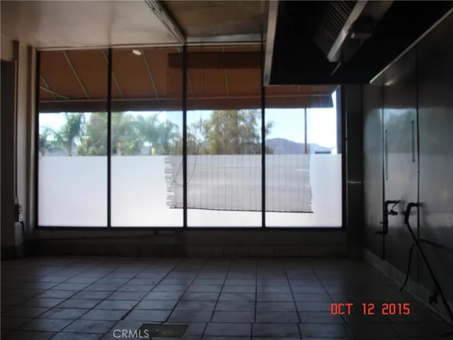 6514 San Fernando Road, Glendale, California 91201