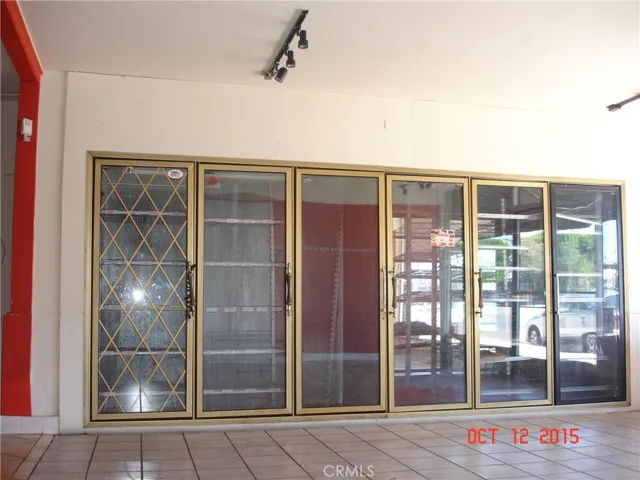6514 San Fernando Road, Glendale, California 91201