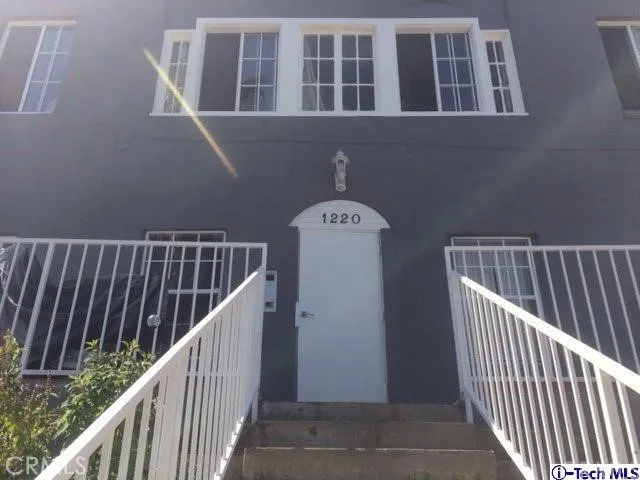 1220 Innes Avenue, Los Angeles, California 90026