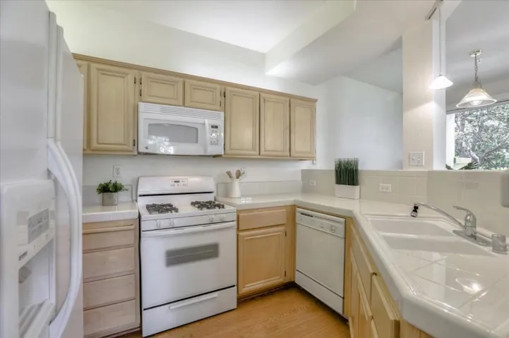 591 Manhattan Place, San Jose, California 95136