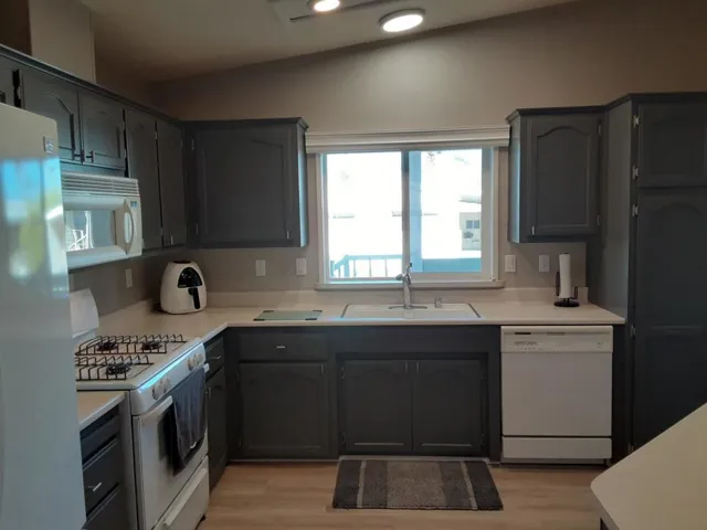 Bright kitchen
