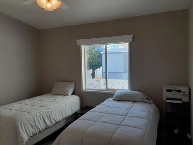 Second bedroom