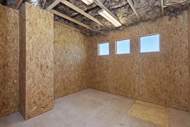 030_Bedroom