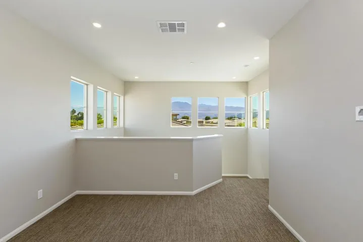 026_Upper Level Loft