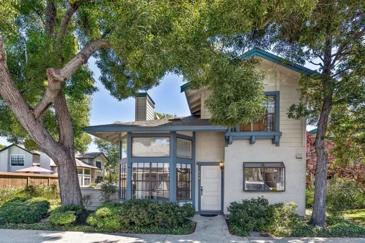 1413 Via Vista 5, San Mateo, California 94404