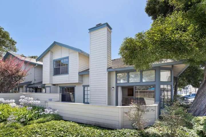 1413 Via Vista 5, San Mateo, California 94404