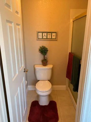 702 Whitney Court, Los Banos, California 93635