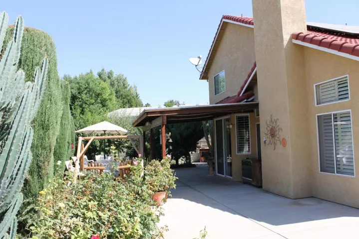 702 Whitney Court, Los Banos, California 93635