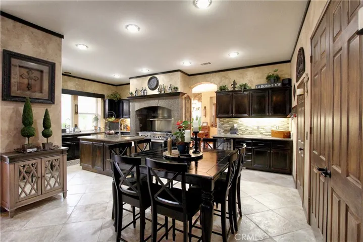 13581 Canyon Crest Road, Yucaipa, California 92399