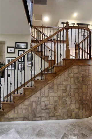 Front stairs picture #3