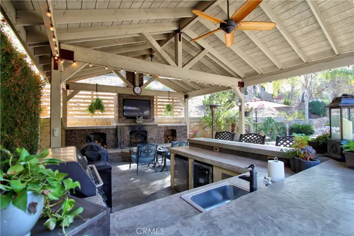 13581 Canyon Crest Road, Yucaipa, California 92399