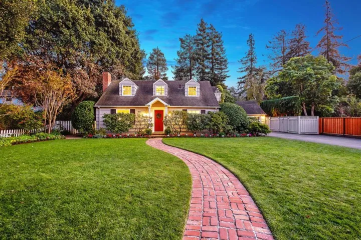 401 Oak Court, Menlo Park, California 94025