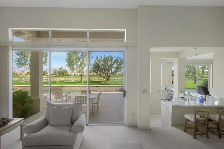 54550+Riviera+La+Quinta-18-mls