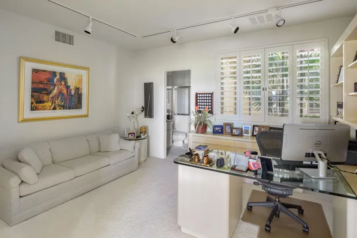 54550+Riviera+La+Quinta-43-mls