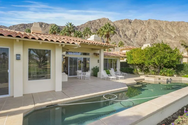 54550+Riviera+La+Quinta-35-mls