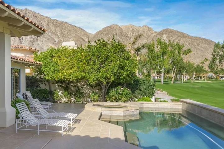 54550+Riviera+La+Quinta-37-mls