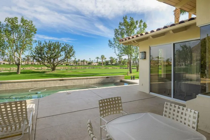 54550+Riviera+La+Quinta-31-mls