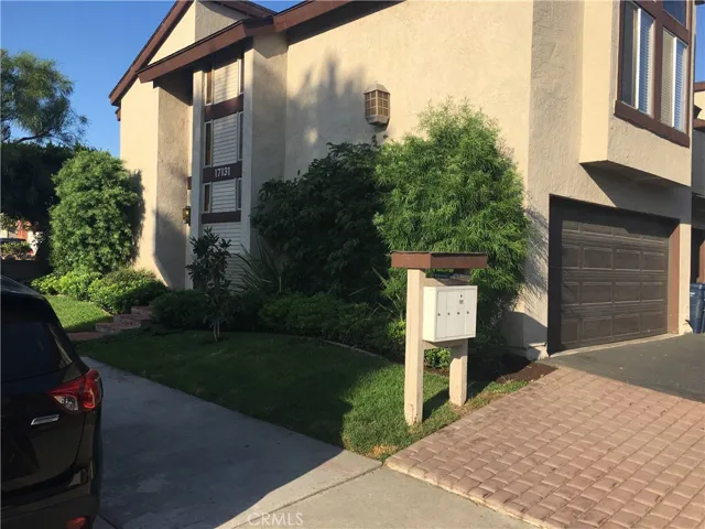 17131 Green Lane, Huntington Beach, California 92649
