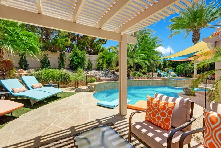 MASTER BEDROOM PATIO