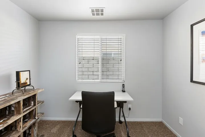 022_Bedroom