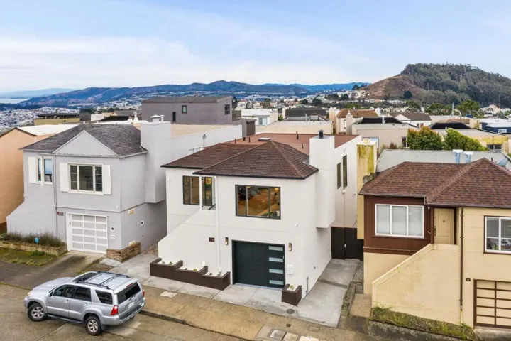 35 Cityview Way, San Francisco, California 94131