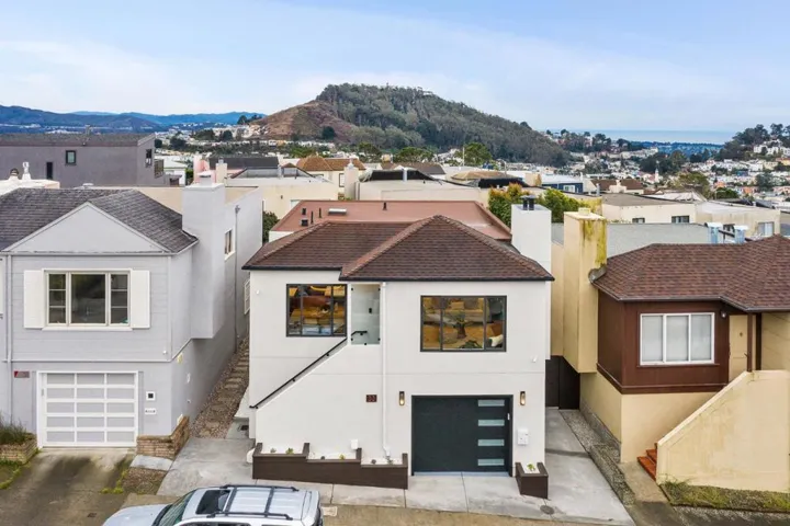 35 Cityview Way, San Francisco, California 94131