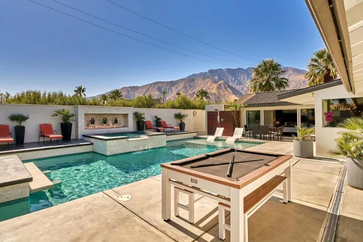 611 E Simms Rd Palm Springs CA-large-102