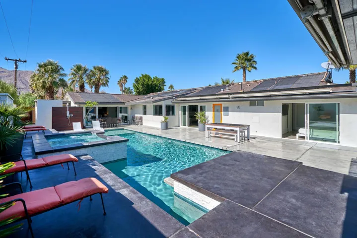 611 E Simms Rd Palm Springs CA-large-095