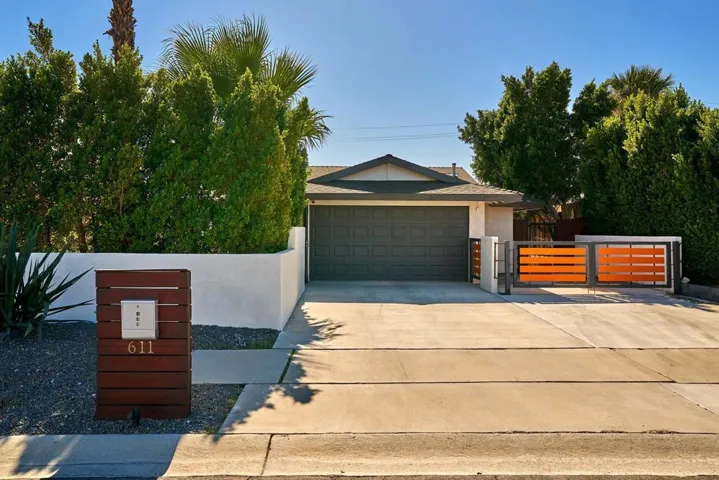 611 E Simms Rd Palm Springs CA-large-004