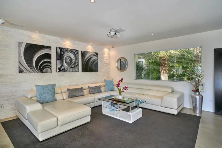 611 E Simms Rd Palm Springs CA-large-028