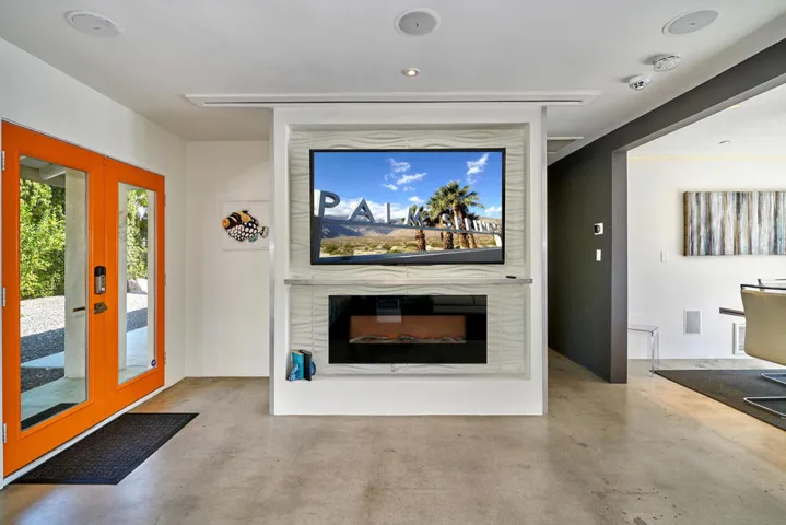 611 E Simms Rd Palm Springs CA-large-023