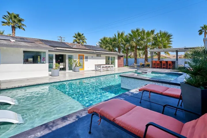 611 E Simms Rd Palm Springs CA-large-092