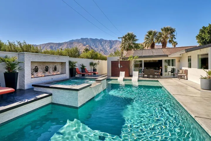 611 E Simms Rd Palm Springs CA-large-097